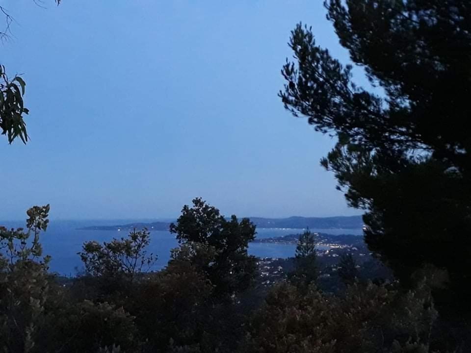 Tres Bel Appartement T3 Avec Splendide Vue Mer Les Issambres Buitenkant foto